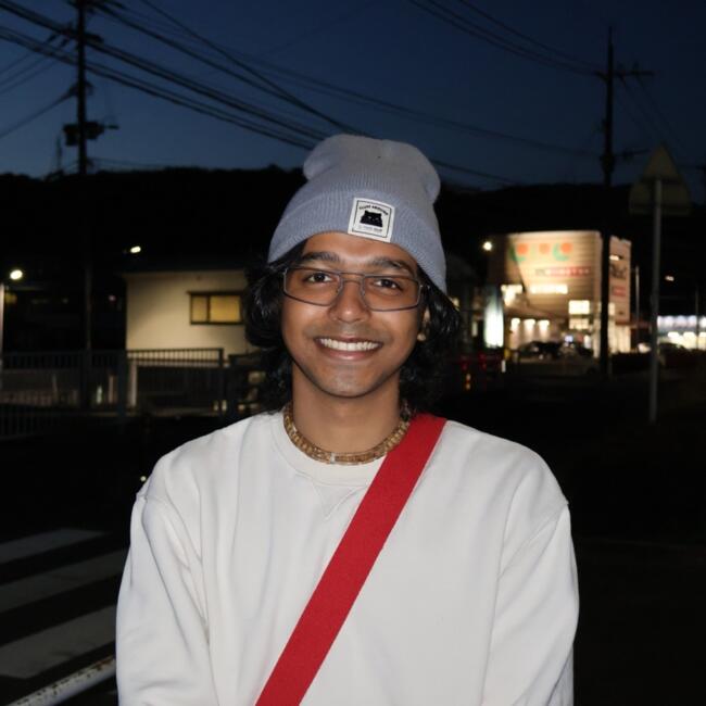 Babysitter in München: Dipayan