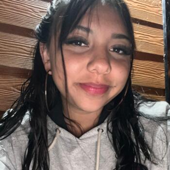 Babysitter in La Florida: Angie polett