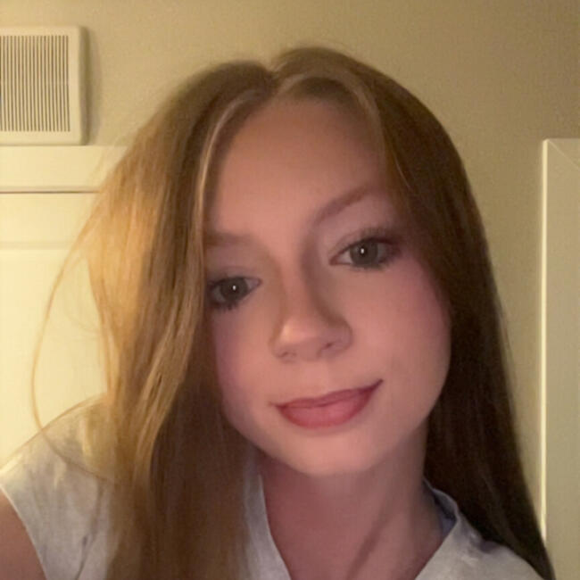 Babysitter in San Antonio: Aubrie