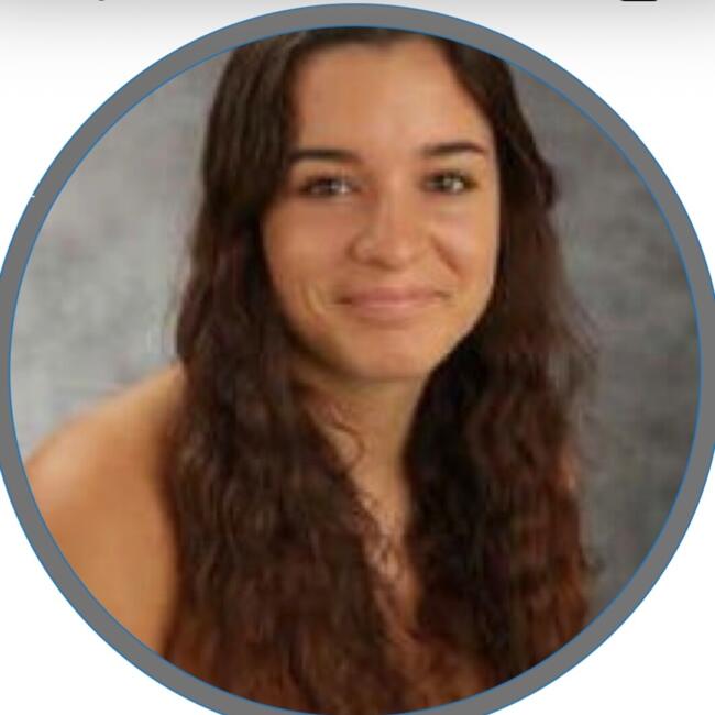 Babysitter in Quimper: Noémie