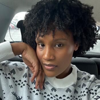 Trabalhos de ama em Barreiro: Trabalho de babysitting Patricia