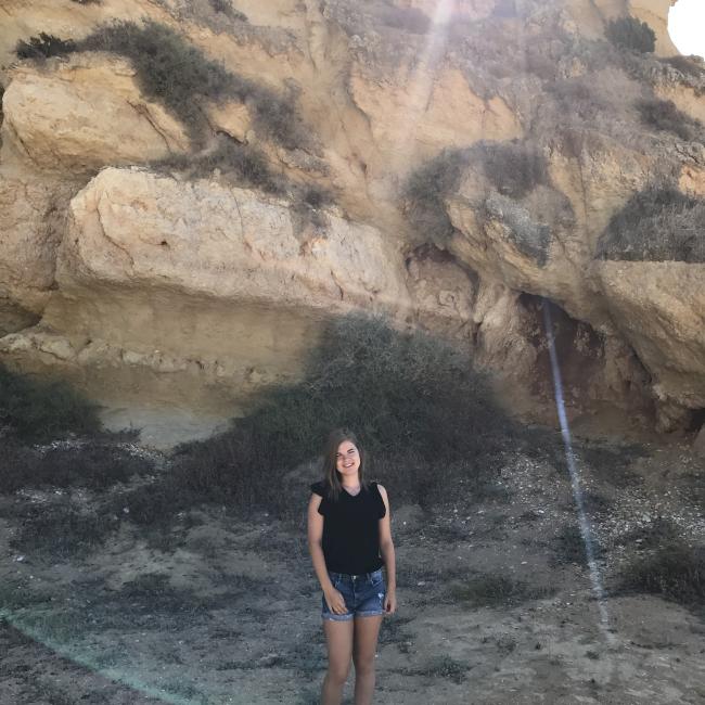 Barnvakt i Aalter: Eline