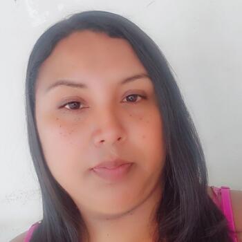 Babysitter in Belém: Alinedias