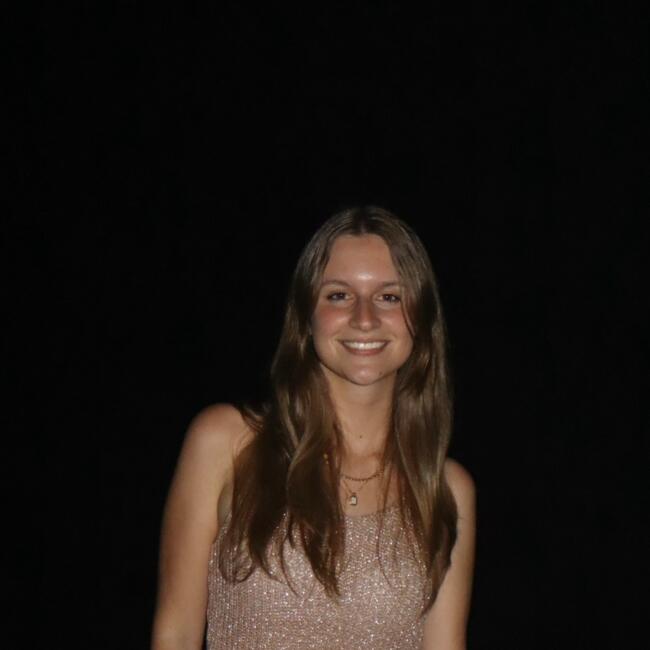 Babysitter in Setúbal: Sara