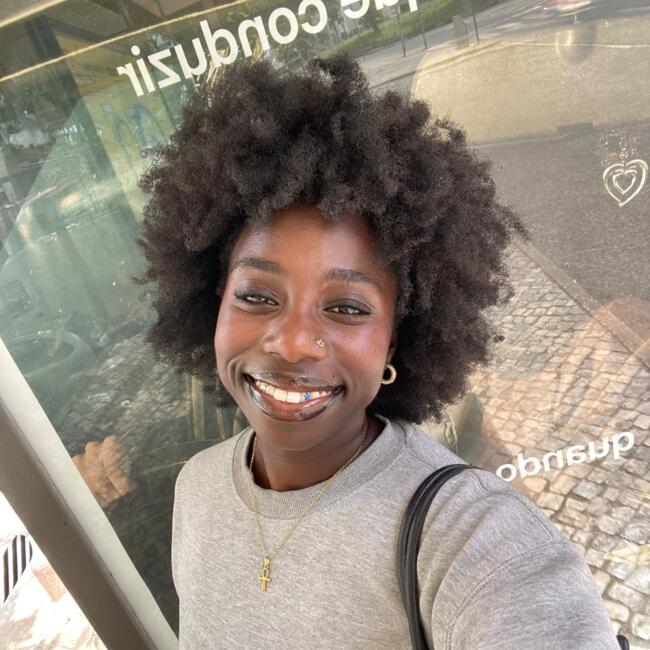 Babysitter in Loures: Paula