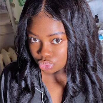 Nanny in Elizabeth: Sophonie