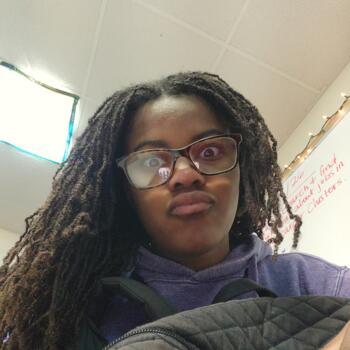 Babysitter in El Dorado: Emily