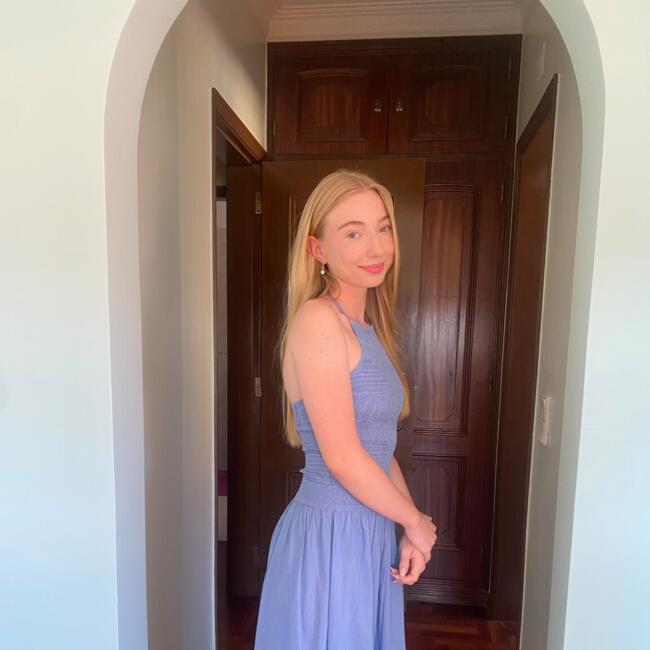 Babysitter in Alcabideche: Violeta