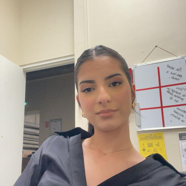 Babysitter in Chambéry-le-Vieux (Auvergne-Rhône-Alpes): Sinem