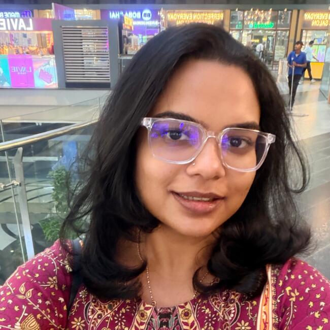 Babysitting job in Noida: Kartika