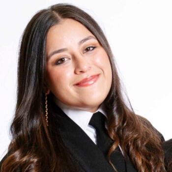 Canguro en Bañolas: Nadia