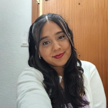 Babysitter in Madrid: Mishell