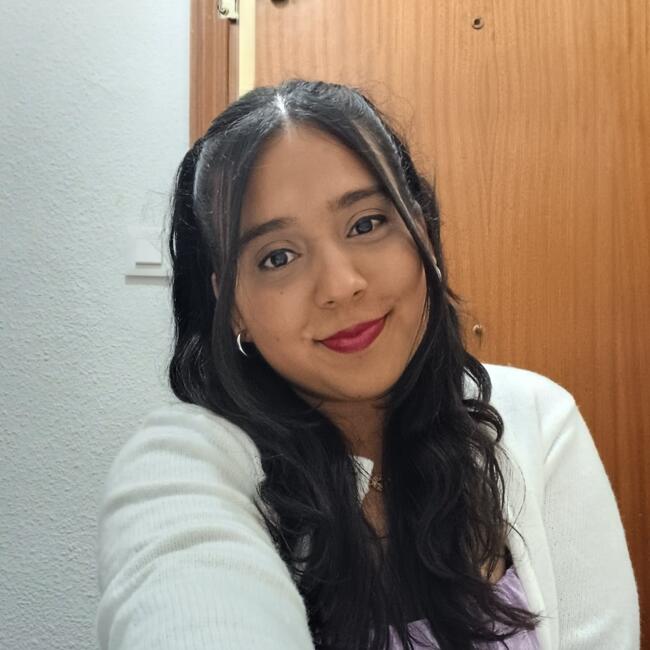Babysitter in Madrid: Mishell