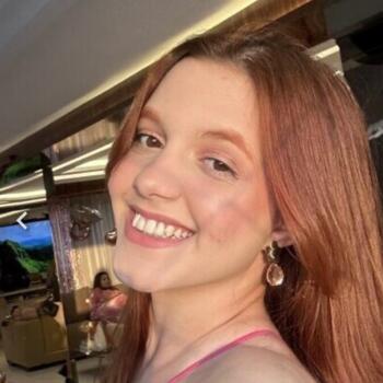 Babysitter in Paris: Debora