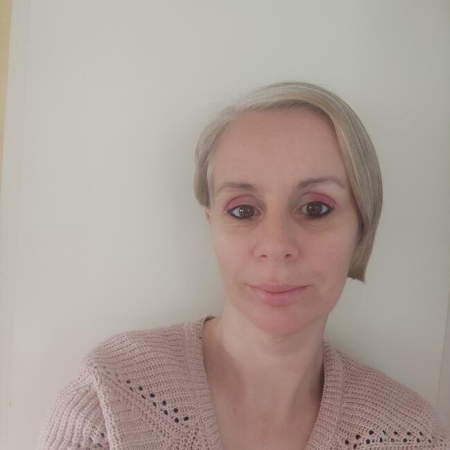 Babysitter in Fréjus: Anne-Sophie