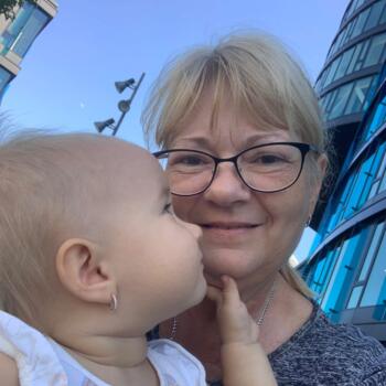 Chůva Praha: Svitlana