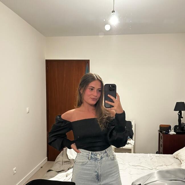 Babysitter em Poiares: Bruna