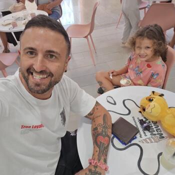 Babysitting job in Horche: Pedro david