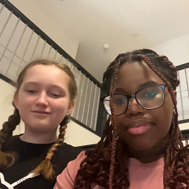 Babysitter in Calgary: Damisi