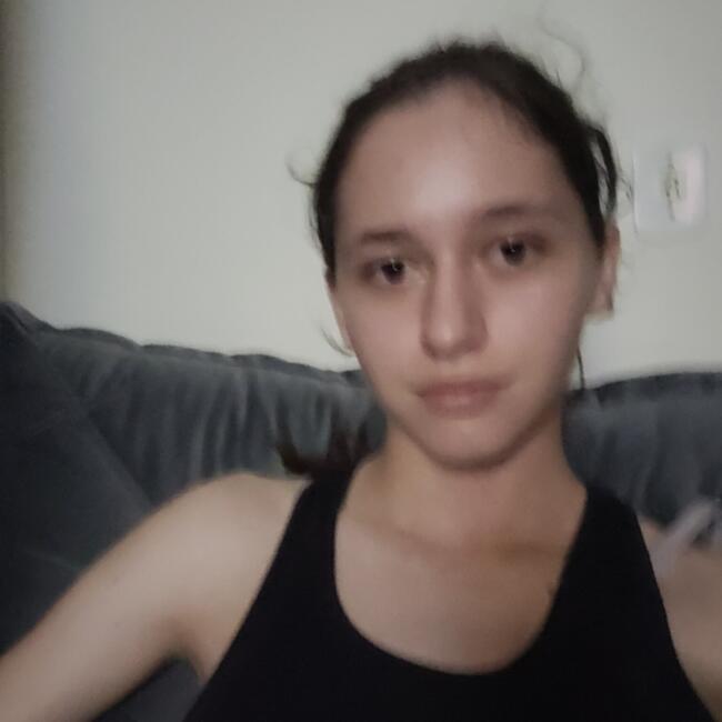 Babysitter in Água Boa (Mato Grosso): Isabelle