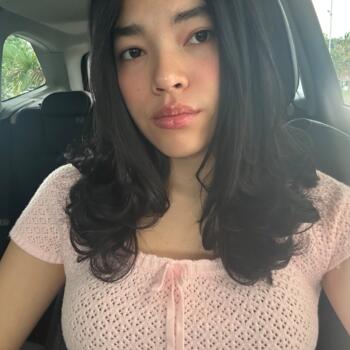 Babysitter Miami: Helen