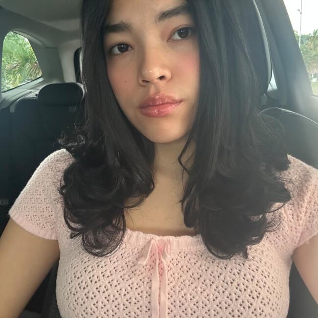 Babysitter in Miami: Helen