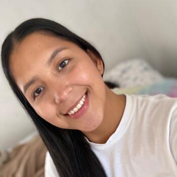 Babysitter in Toledo: Juliana