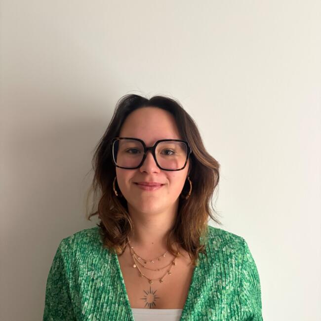 Babysitter in Tours: Lena