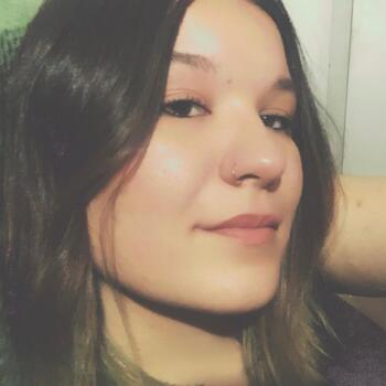 Babá em Londrina: Lara