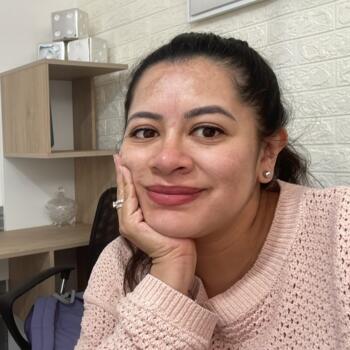 Babysitting job in Ibarra: babysitting job Veronica