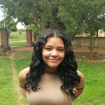 Babysitter in Uitenhage: Skye