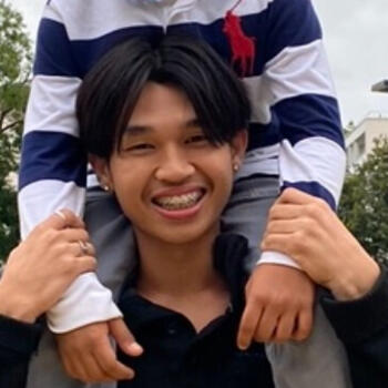 Babysitter in Émerainville: Kyle