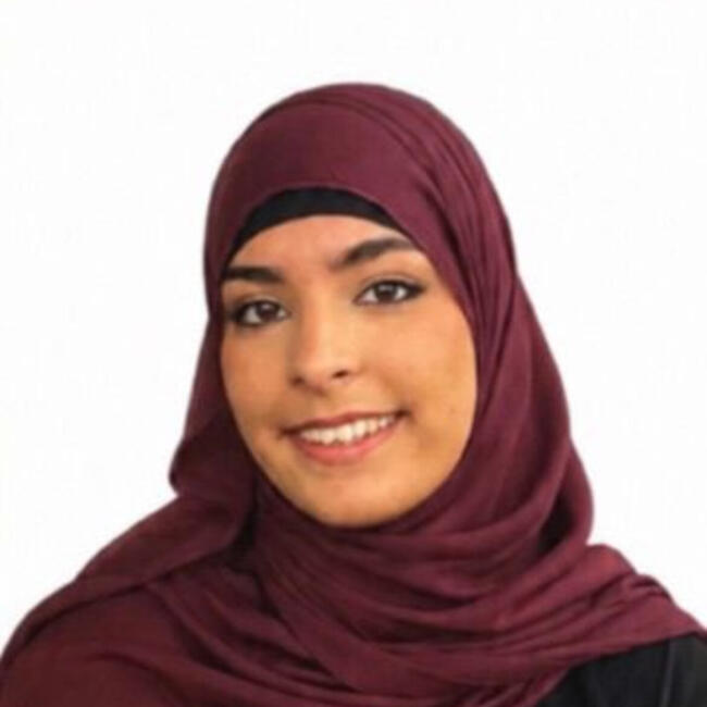 Babysitter in Horley: Aqsa