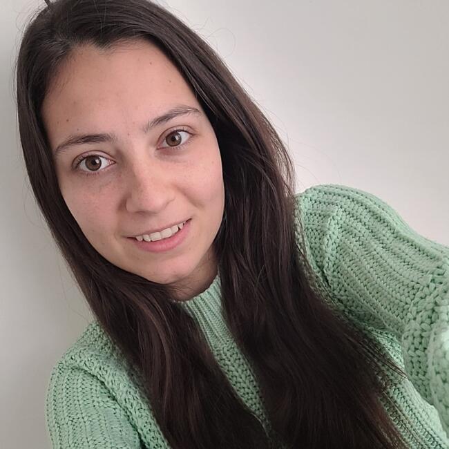 Babysitter in Gardanne: Tiffanny