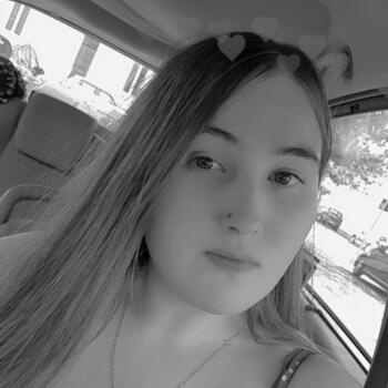 Babysitter Périgueux: Lynda