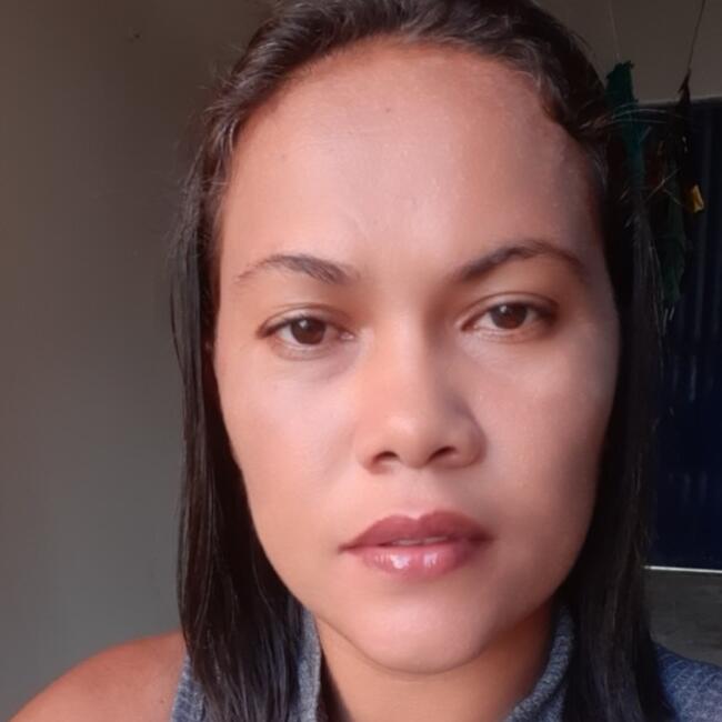 Babysitter in Atalaia: Maria Claudenise