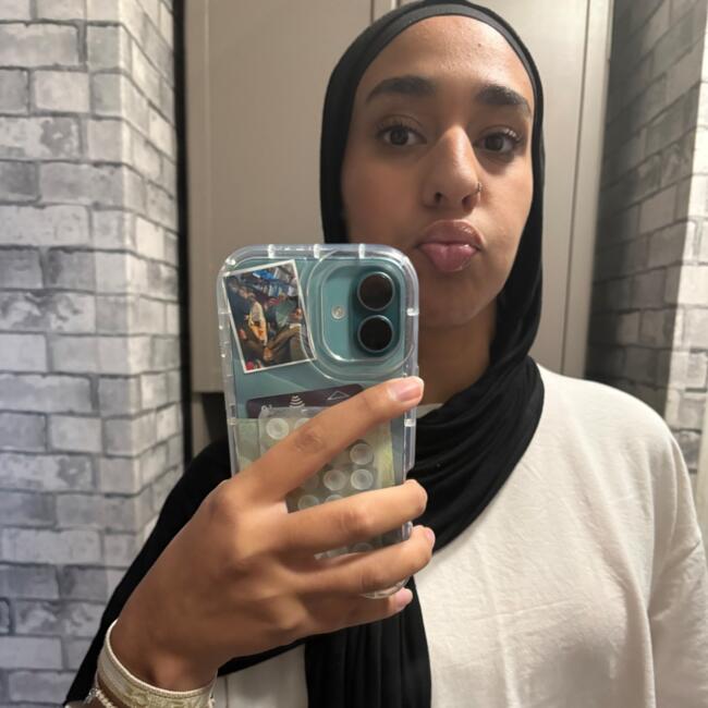 Babysitter in Gennevilliers: Chayma