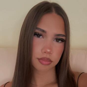 Babysitter in Vienna: Lejla