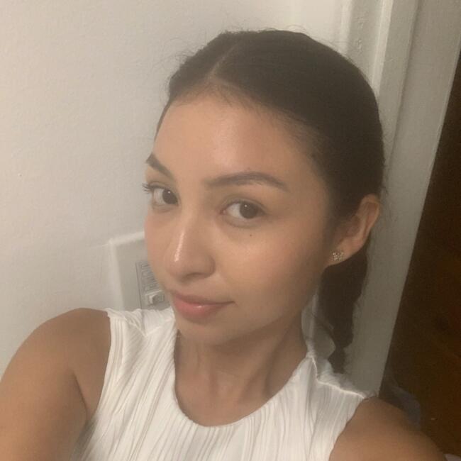 Babysitter in Commerce (California): Sarahi