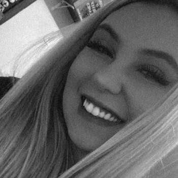 Babysitter in Curitiba: Yasmin