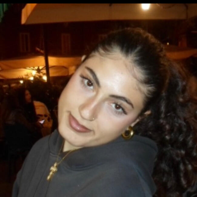 Babysitter in Naples: Giorgia