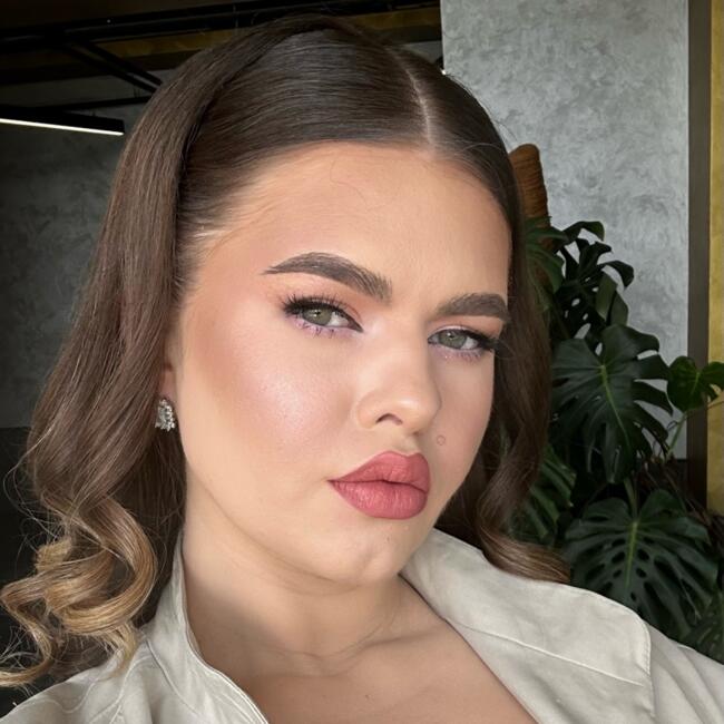 Job de babysitting în Iași: Carolina