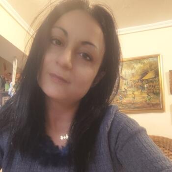 Babysitter in Peraía: Γαβριέλα