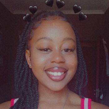 Babysitter in Bluff: Drae