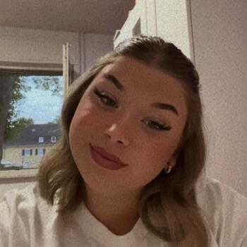 Babysitter in Dormagen: Leonie