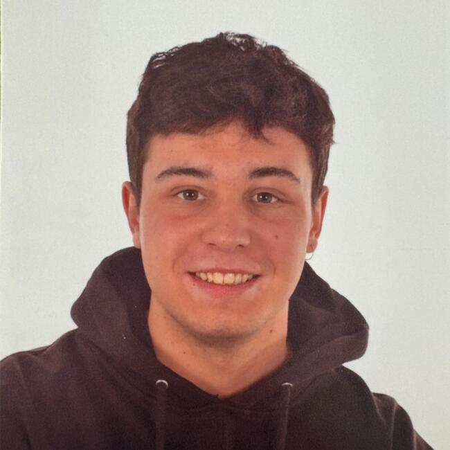 Babysitter in Sopela: Dani