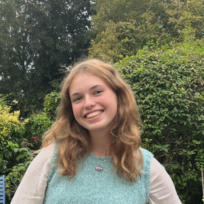 Babysitter in Gembloers: Aude