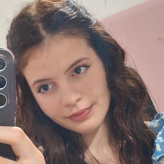 Babá em Maceió: Yasmim