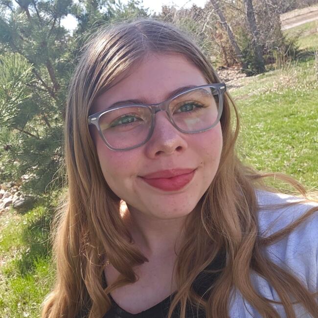 Babysitter in Martell (Nebraska): Kaylie