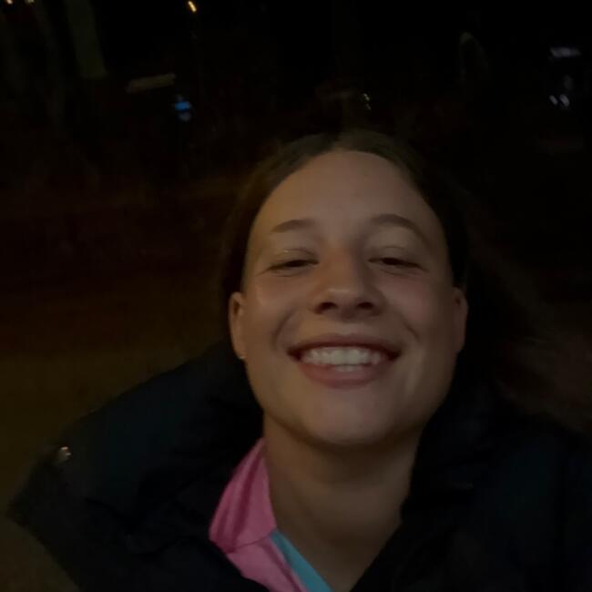 Babysitter in Mindelo: Iara